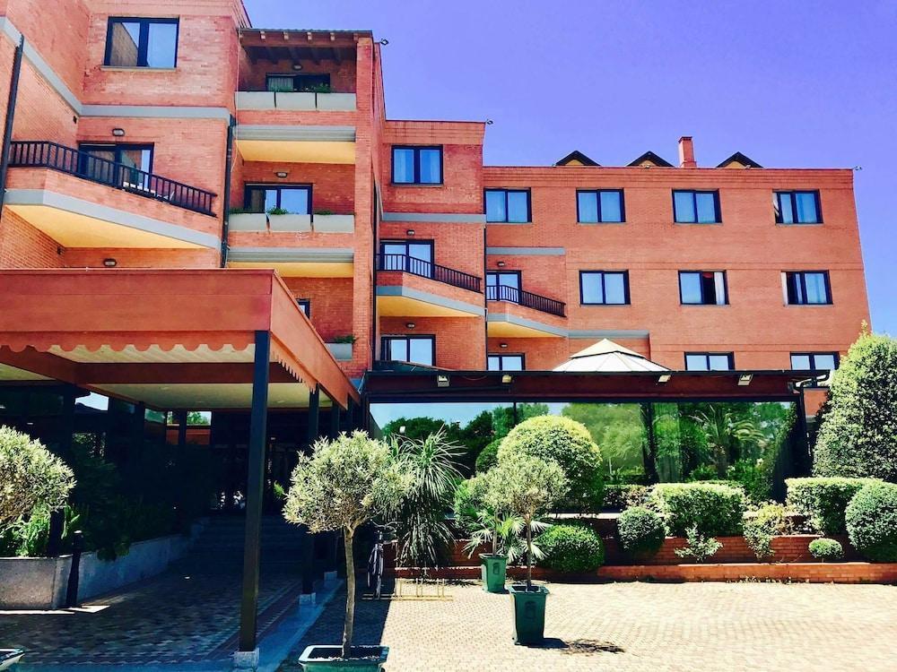 Hotel Grillo Assemini Exterior photo